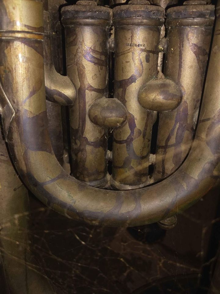 Elkhart Tuba valves.jpg