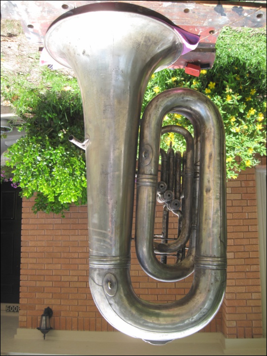 tuba-small-5.jpg